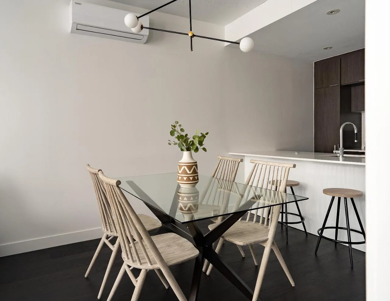 Bright Griffintown Suites By Sonder Montreal